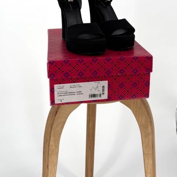 New Tory Burch Platform Sandals Size 8 - Picture 5 of 17